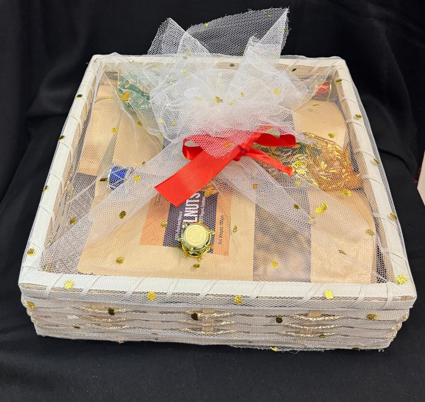 Premium Dry Fruit Gift Basket - Pine Nut, Cashew Nut, Walnut and Almond 4 ITEMS (250g pack Each)